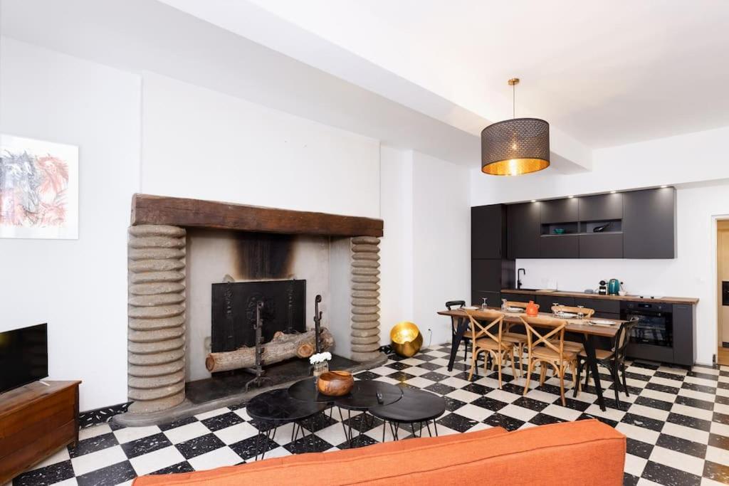 L'Hotel Particulier, 120M2, Hypercentre, Wifi / Conciergeriedamecarcas Carcassonne Esterno foto