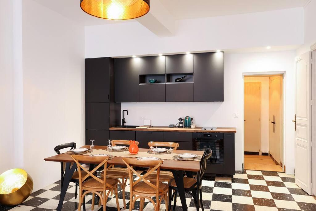 L'Hotel Particulier, 120M2, Hypercentre, Wifi / Conciergeriedamecarcas Carcassonne Esterno foto